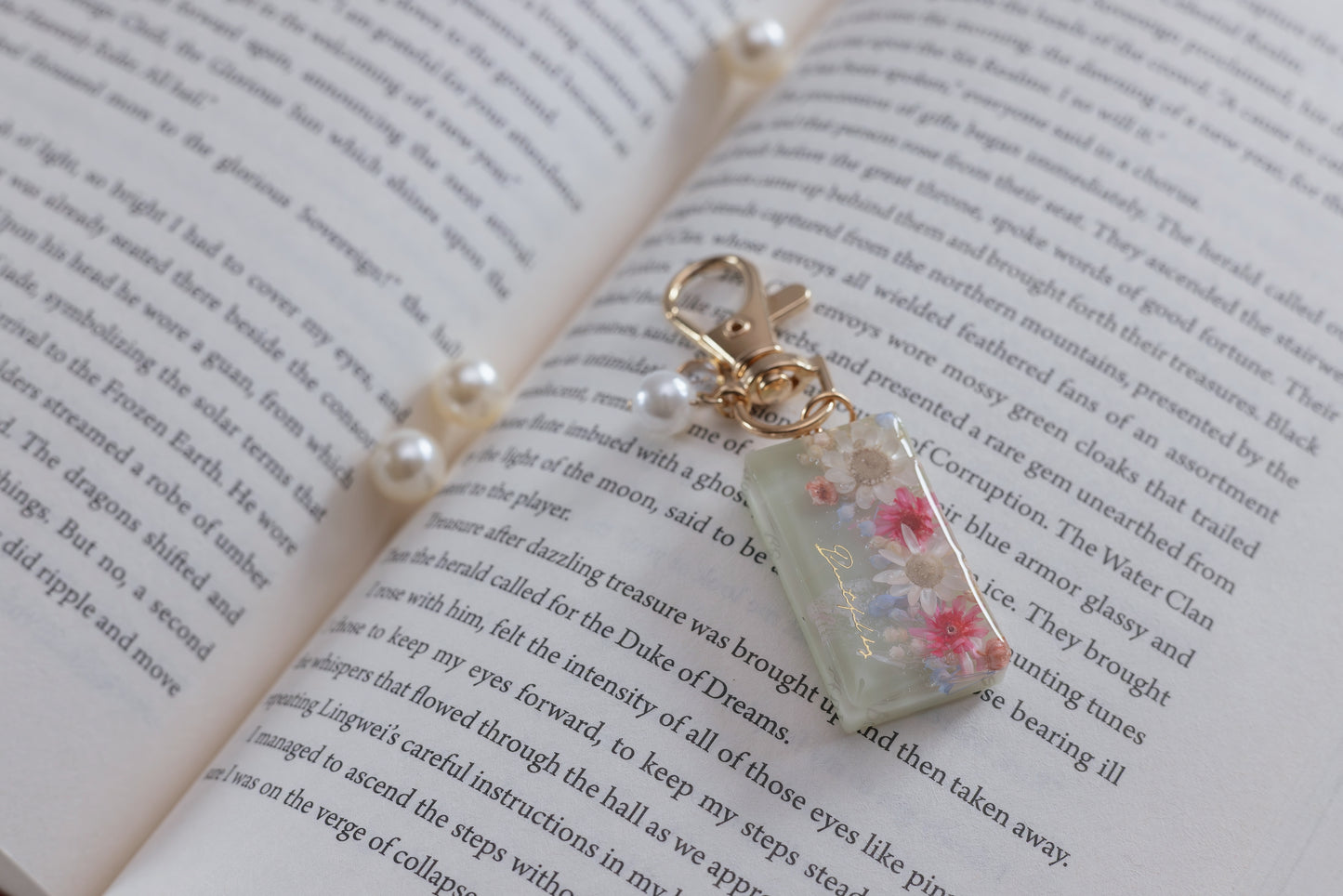 Daisy Keychain